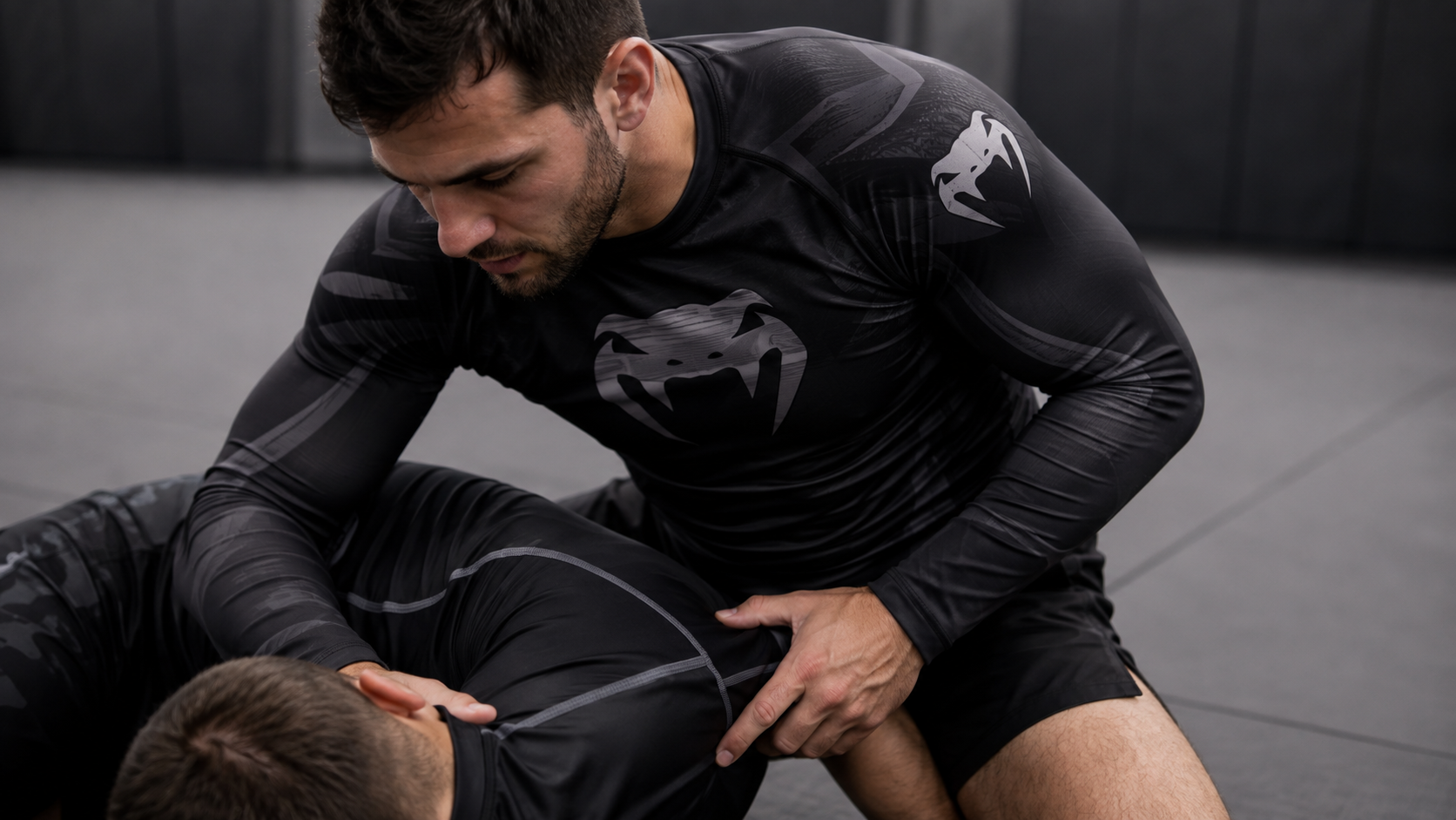 venum-rashguard-bjj-no-gi-trening.png